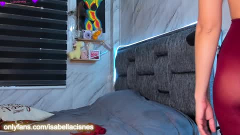 Isabella online show from 02.04.25