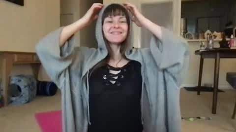 Heidi Brenner - Please check bio for schedule  FAQ online show from 05.21.26