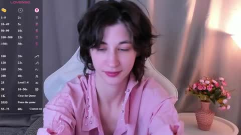 Snapshot of sweet_vanillopa chatting on 06.18.26 Carolina Lu online show from 06.18.26