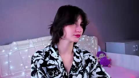 Snapshot of sweet_vanillopa chatting on 07.25.26 Carolina Lu online show from 07.25.26
