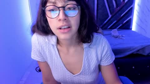 sweet_venus4 online show from 01.09.25