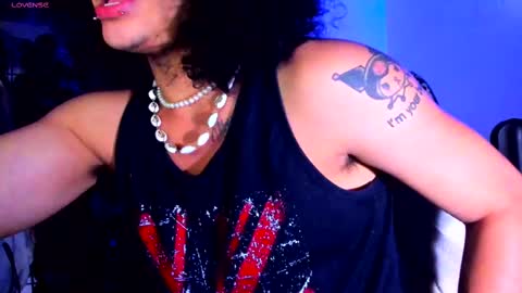 Steven independent model online show from 02.24.25