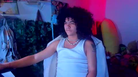 Steven independent model online show from 03.03.25