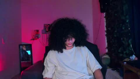 Steven independent model online show from 02.11.26