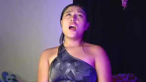 Snapshot of sweet_xuee18 chatting on 12.14.24 Sweet online show from 12.14.24