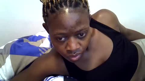 Snapshot of sweet_zarah chatting on 01.18.26 sweet_zarah online show from 01.18.26