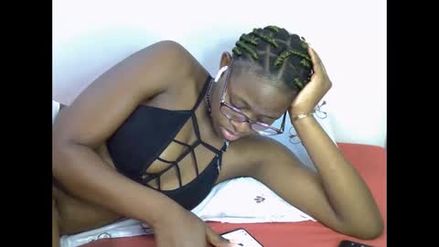 sweet_zarah online show from 05.19.26