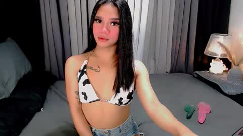 bea takashi  online show from 10.16.25