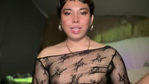 Snapshot of sweetalexa19 chatting on 10.29.25 alexa your one and only queen online show from 10.29.25