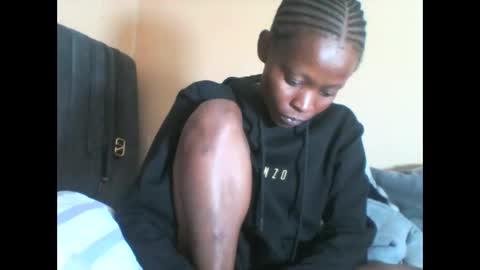 Snapshot of sweetalianah chatting on 11.17.25 LIANAH online show from 11.17.25