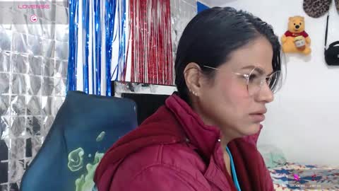 Snapshot of sweetalmaa chatting on 10.18.25 Alma online show from 10.18.25