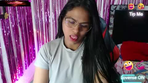 Snapshot of sweetalmaa chatting on 07.04.26 Alma online show from 07.04.26