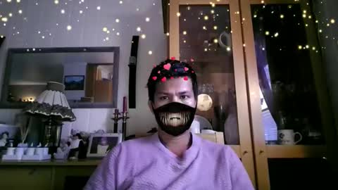 Snapshot of sweetasiangenoxxx chatting on 11.13.25 Alexander online show from 11.13.25