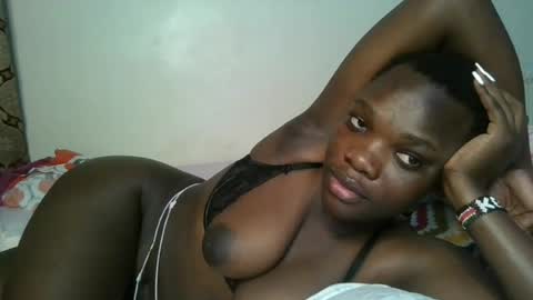 Snapshot of sweetassbabe20 chatting on 06.21.26 Sweetass online show from 06.21.26
