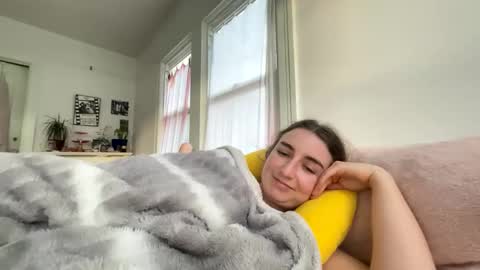 Snapshot of sweetbbceleste670610 chatting on 12.04.25 sweetbbceleste670610 online show from 12.04.25