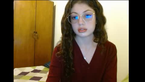 Snapshot of sweetcalm_ chatting on 02.02.26 sweetcalm_ online show from 02.02.26