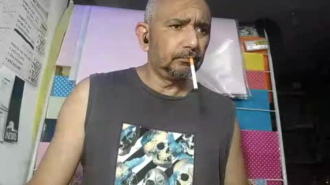 sweetcuervo independent model online show from 12.17.25