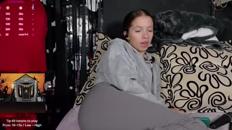 sweetdam12 online show from 10.18.25