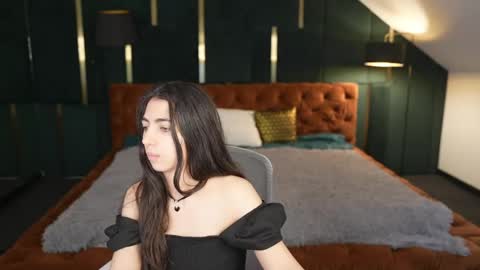 Amelia online show from 04.20.26