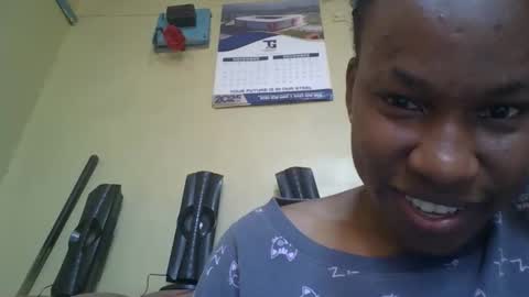 sweetdiva2012 online show from 11.05.25