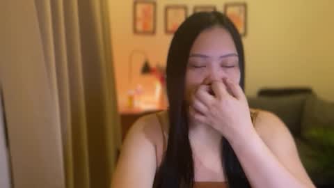 Snapshot of sweetestsmile_ chatting on 10.17.25 Khaye online show from 10.17.25