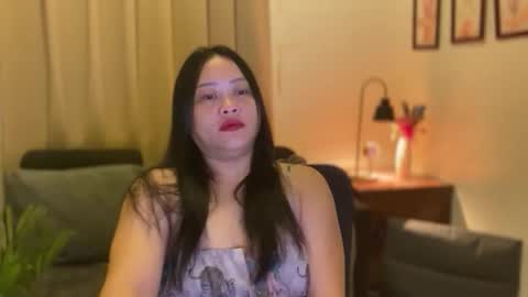 Snapshot of sweetestsmile_ chatting on 11.16.25 Khaye online show from 11.16.25