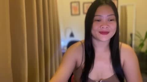 Snapshot of sweetestsmile_ chatting on 06.21.26 Khaye online show from 06.21.26