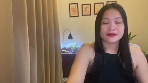 Snapshot of sweetestsmile_ chatting on 06.30.26 Khaye online show from 06.30.26