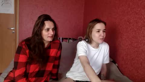 Alina and Mia online show from 05.24.26
