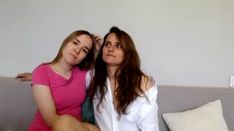 Alina and Mia online show from 07.14.26