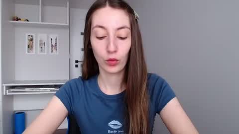 Emma  online show from 07.23.26