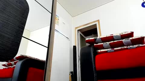 Christine online show from 02.14.25