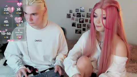 sweethearts_friends online show from 05.13.26