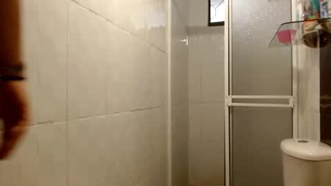 Snapshot of sweethoneyts chatting on 10.16.25 Valery honey online show from 10.16.25