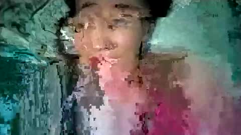 Ana Mara  i cant Make noise My family is here  online show from 02.26.25