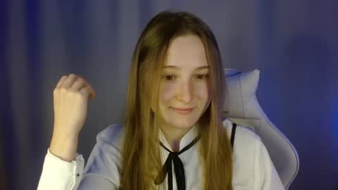 Annie online show from 09.08.25