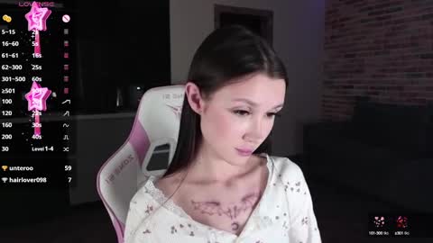 Snapshot of sweetiebones chatting on 12.12.24 bratty gf online show from 12.12.24