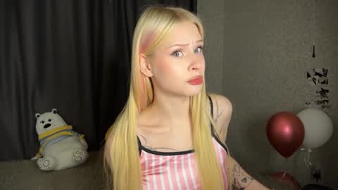 sweetie Lisa3 online show from 12.22.24