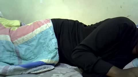 sweetielonglips online show from 12.17.25