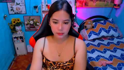 Nicole online show from 03.10.25