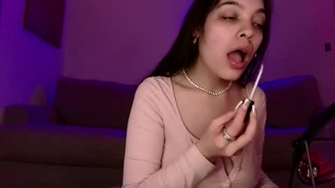 Snapshot of sweetieslikebutter chatting on 02.24.25 Blu Sweets online show from 02.24.25