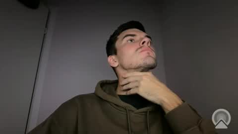 Snapshot of sweetjesso chatting on 10.25.25 cooper online show from 10.25.25