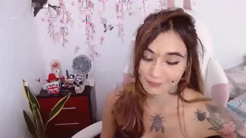 karen online show from 10.27.25