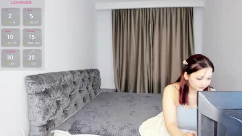 Snapshot of sweetlayla_ chatting on 05.23.26 Layla online show from 05.23.26