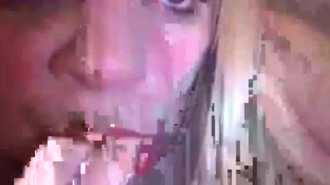 Snapshot of sweetlisa92 chatting on 01.01.25 Lisa online show from 01.01.25