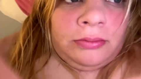 Snapshot of sweetlisa92 chatting on 01.29.25 Lisa online show from 01.29.25