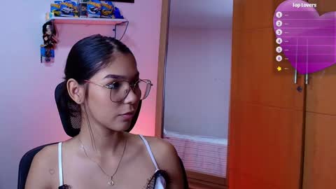 Snapshot of sweetlittlevenus chatting on 01.27.25 Venus online show from 01.27.25