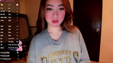 Zoe online show from 06.17.26