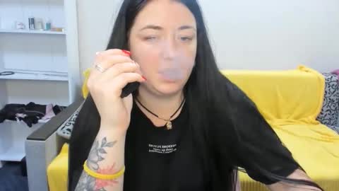 Snapshot of sweetmarylove chatting on 09.17.25 sweetmarylove online show from 09.17.25