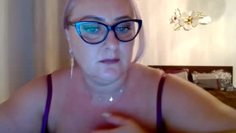 Snapshot of sweetmayacutie chatting on 07.16.26 sweetmaya online show from 07.16.26